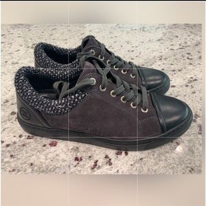 CHANEL 15A Grey Gray Black Suede Tweed Low Top Lace Up Sneaker Shoes 39 1/2 39.5